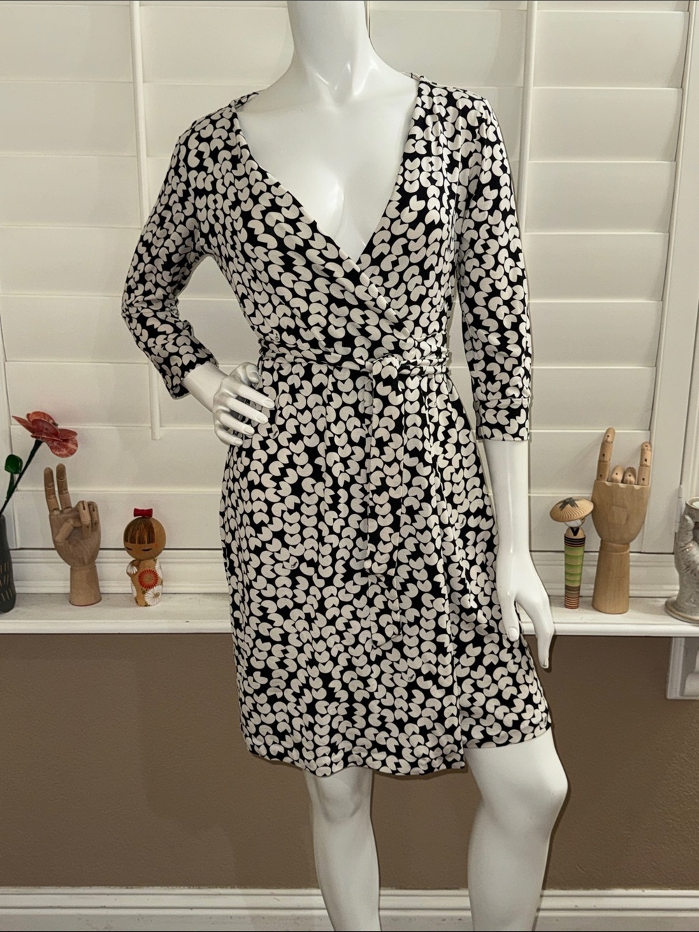 Diane Von Furstenberg New Julian Too Wrap Dress Pacman Print Black White Silk
